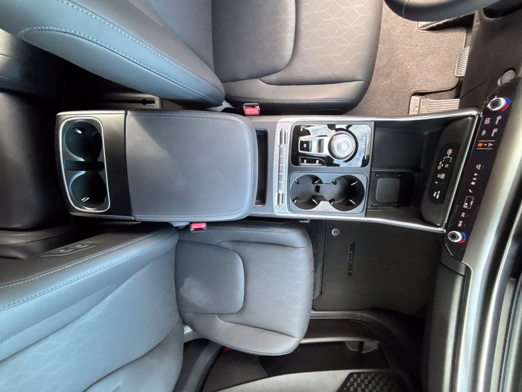 Certified 2026 Kia Carnival SX FWD image 15