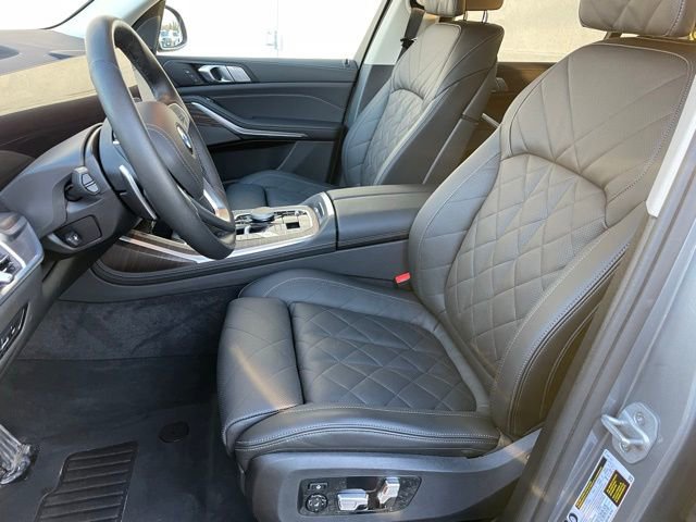 Used 2026 BMW X7 xDrive40i w/ Premium Package image 6
