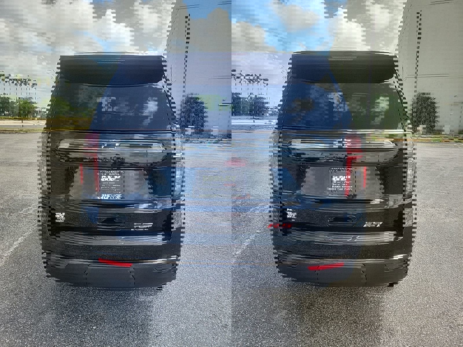 Used 2021 Chevrolet Tahoe RST w/ Luxury Package image 6