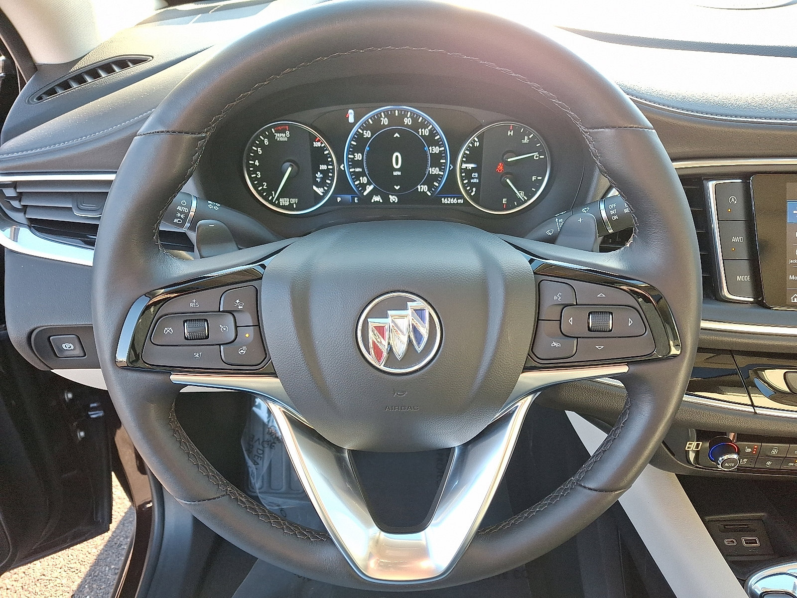 Used 2023 Buick Enclave Avenir w/ Avenir Technology Package image 20