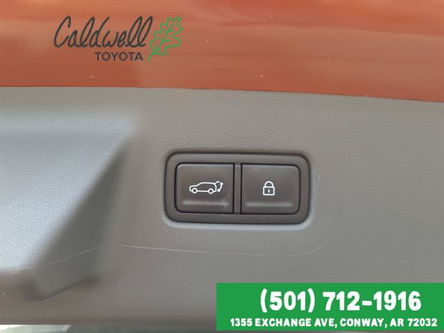 Used 2025 Hyundai Santa Fe Calligraphy FWD image 14