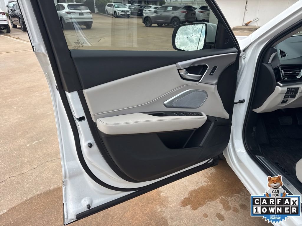 Certified 2025 Acura RDX w/ Technology Package image 10