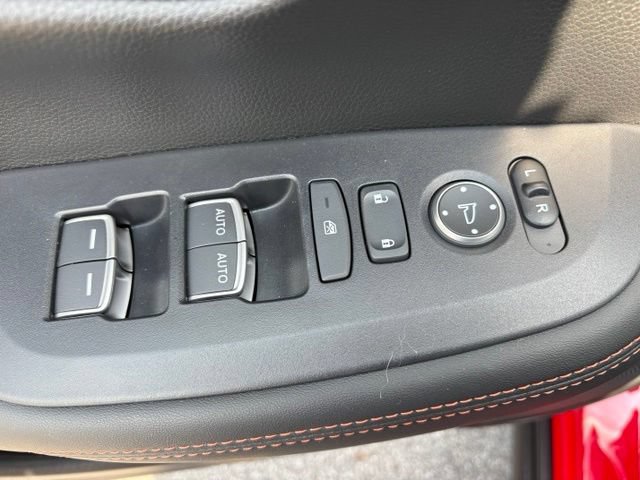 Used 2025 Honda HR-V Sport image 10