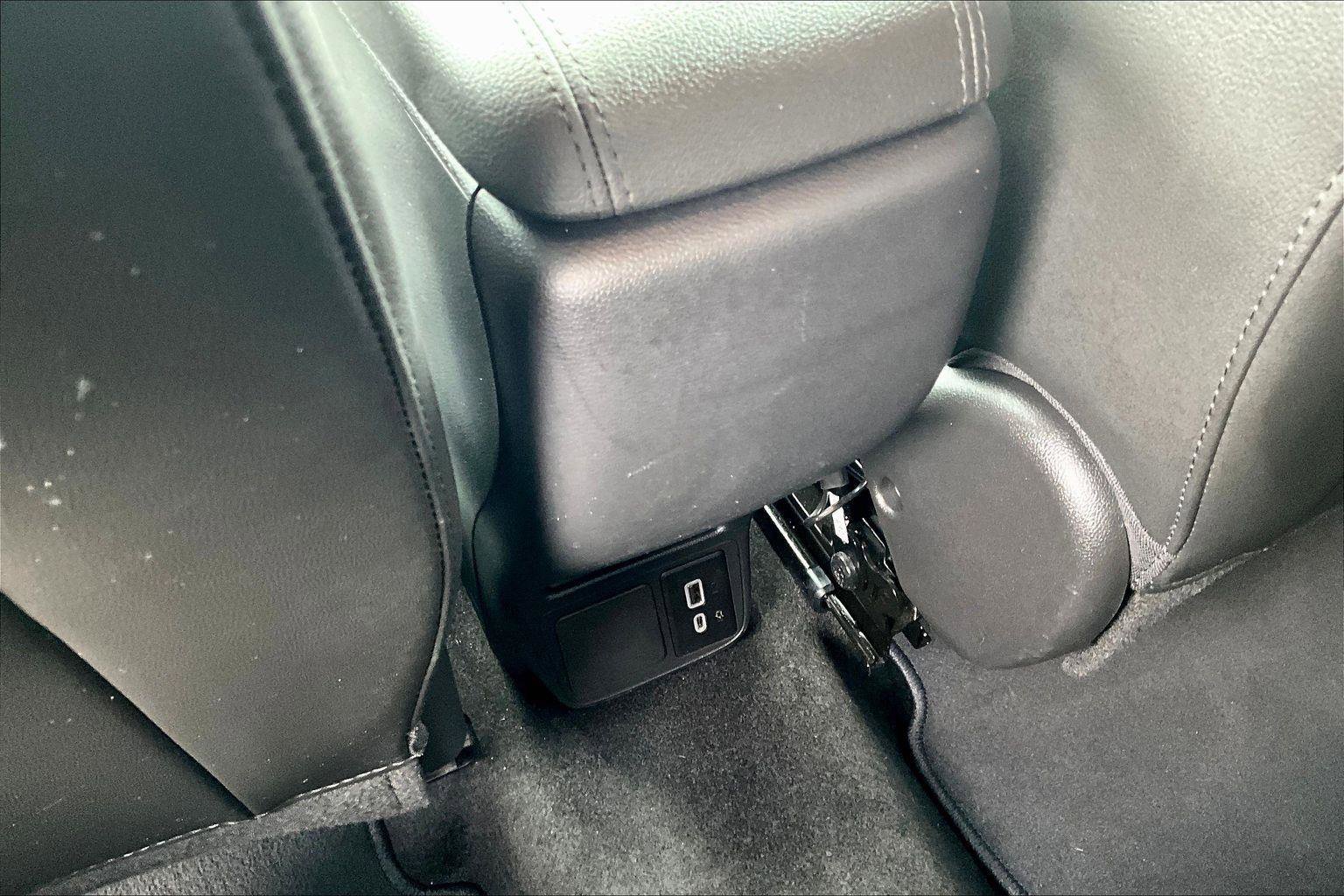 Used 2024 Buick Encore GX Sport Touring AWD/4WD image 33