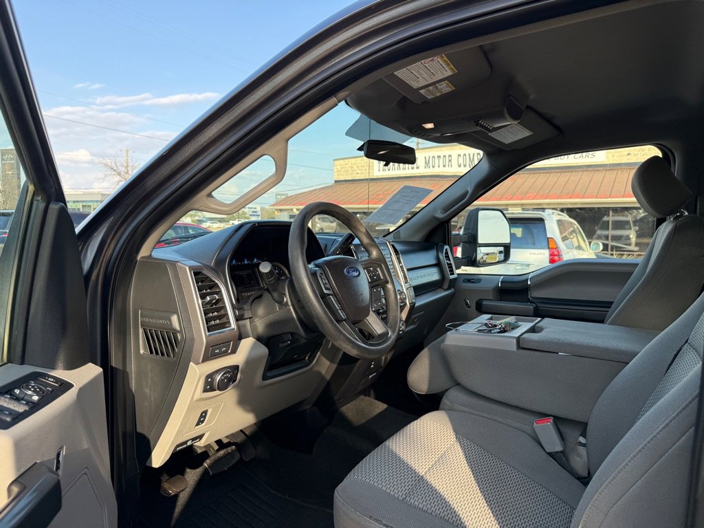 Used 2017 Ford F250 XLT w/ XLT Value Package AWD/4WD image 15