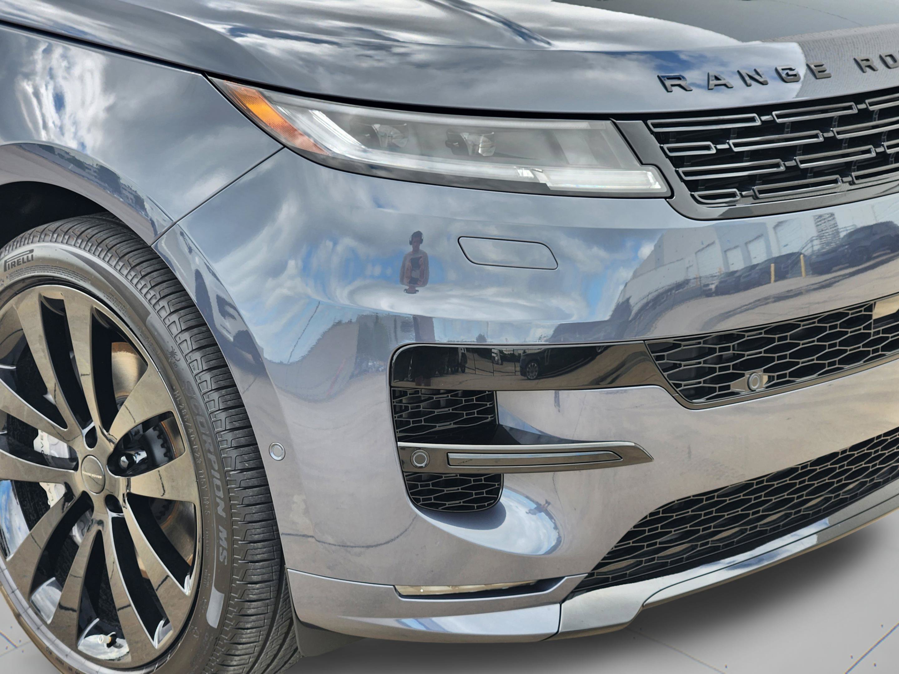 New 2026 Land Rover Range Rover Sport Dynamic SE AWD/4WD image 28