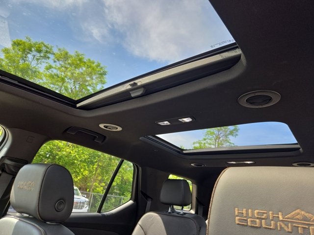 Certified 2023 Chevrolet Traverse High Country AWD/4WD image 28
