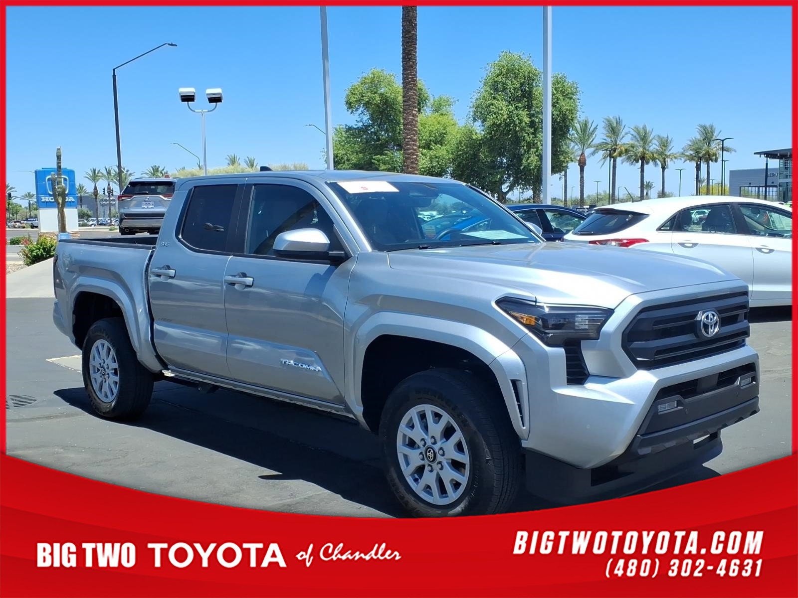 Certified 2025 Toyota Tacoma SR5 AWD/4WD image 1