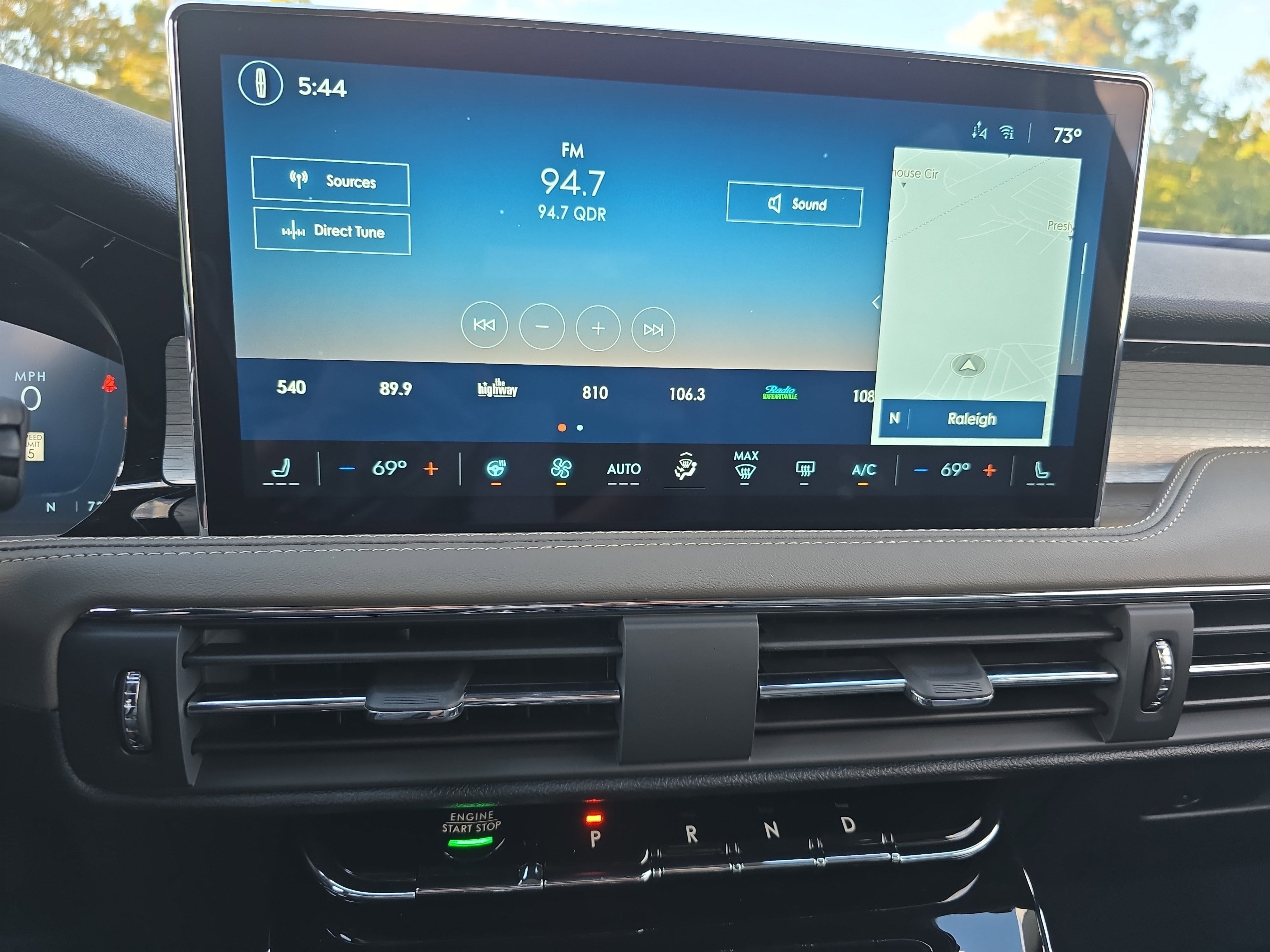 New 2026 Lincoln Corsair Premiere image 20