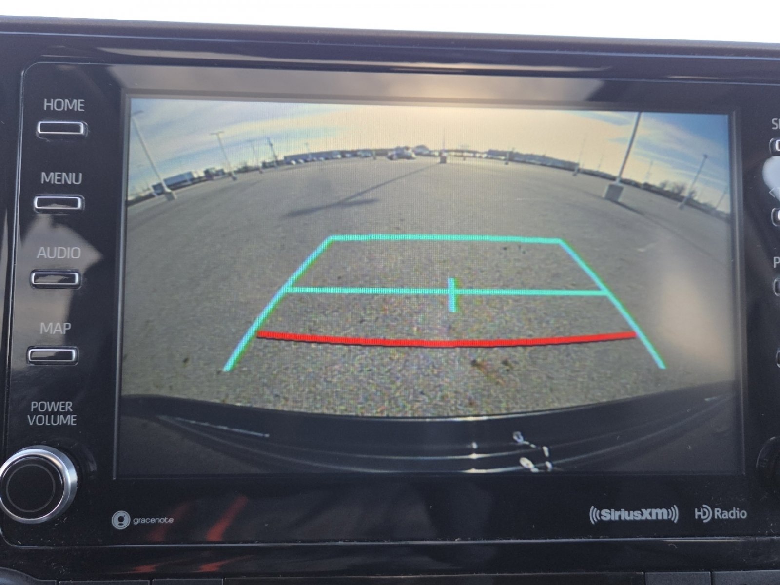 Used 2021 Toyota Highlander XLE image 29