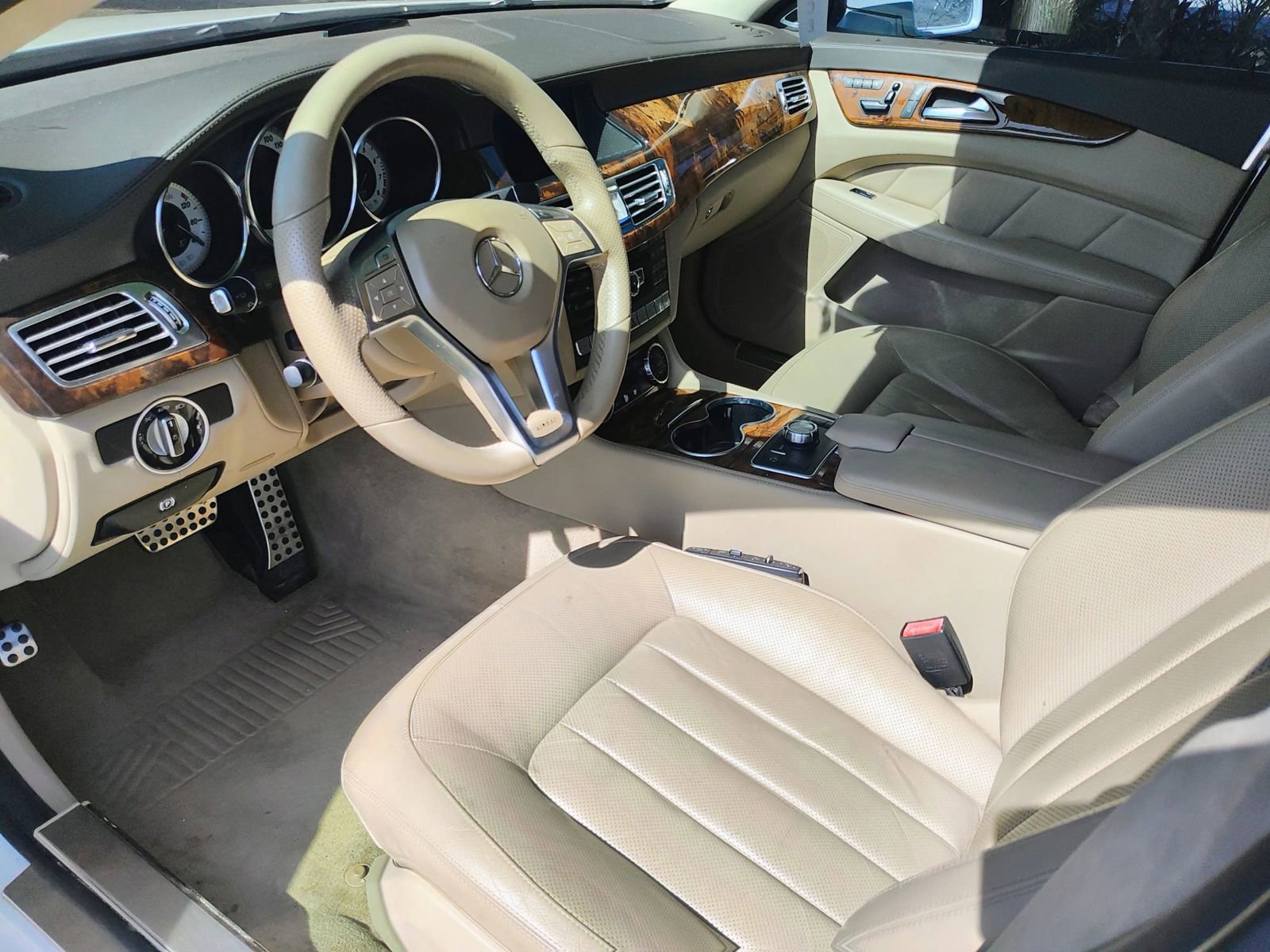 Used 2014 Mercedes-Benz CLS 550 image 7