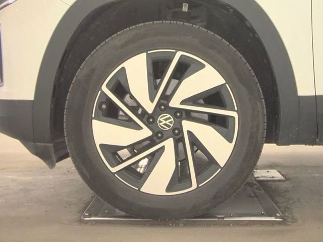 Used 2025 Volkswagen Atlas SEL AWD/4WD image 22