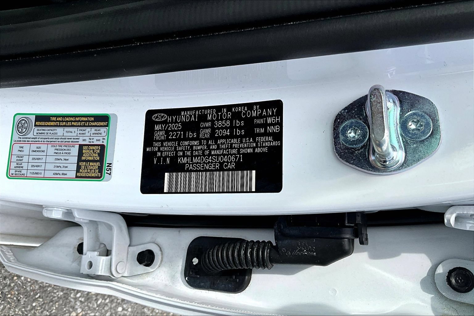 Used 2023 Hyundai Santa Fe SEL w/ Premium Package FWD image 20