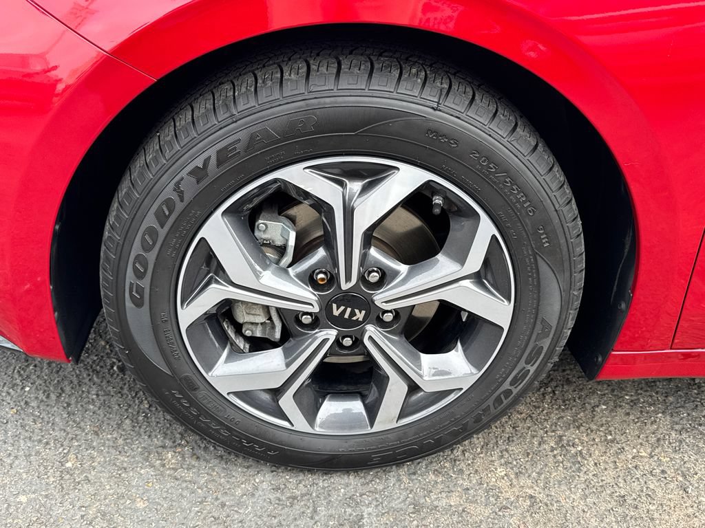 Used 2019 Kia Forte LXS FWD image 7