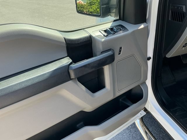 Used 2017 Ford F150 XL w/ Equipment Group 101A Mid RWD image 11