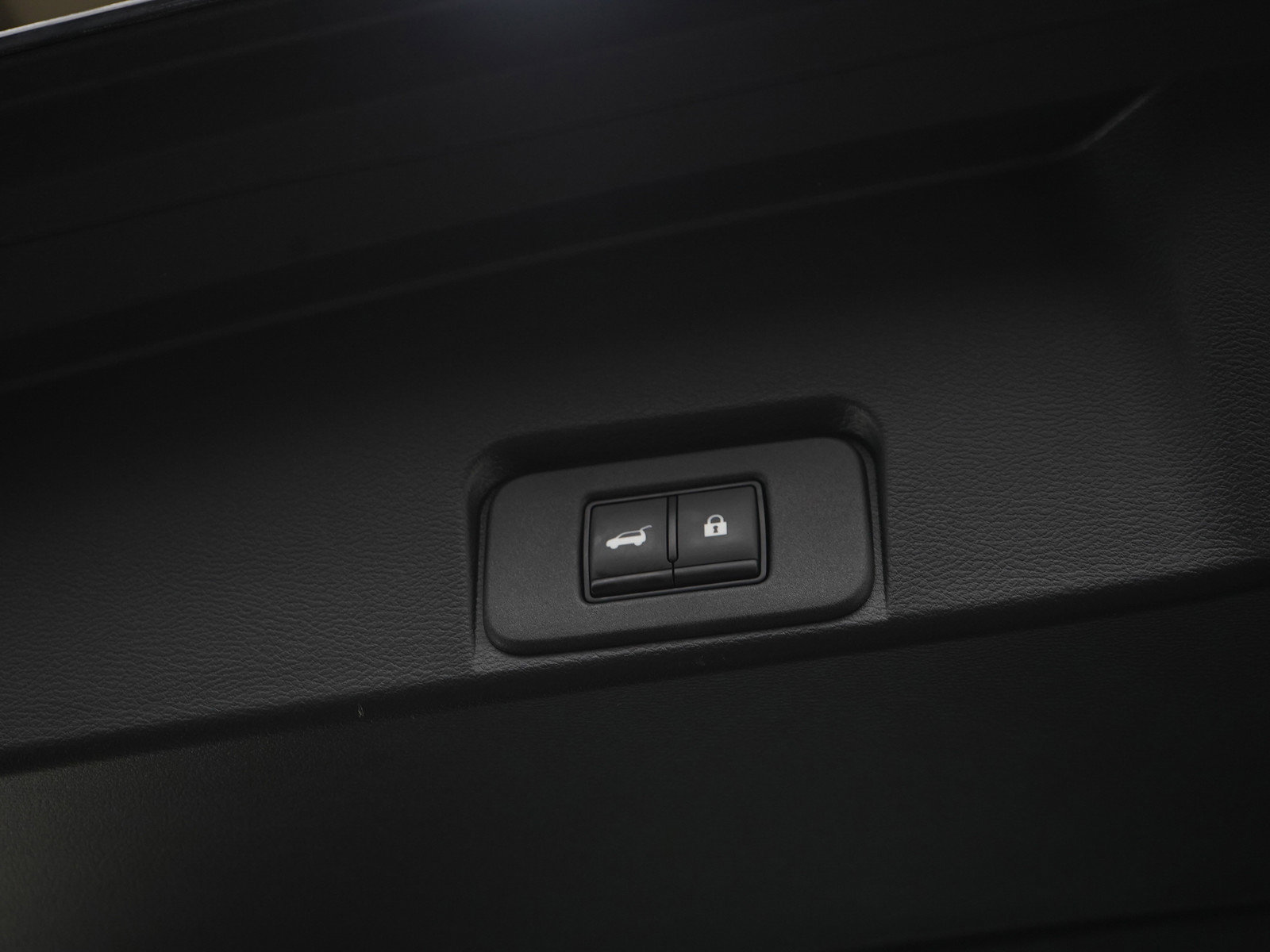 Used 2023 Nissan Rogue Platinum image 19