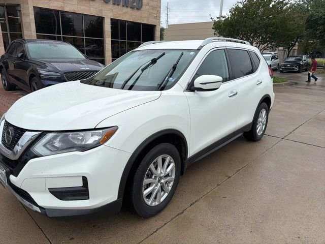 Used 2019 Nissan Rogue S w/ Special Edition Package FWD image 2