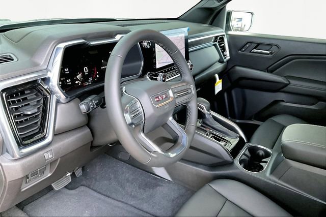New 2026 GMC Canyon Elevation w/ Convenience Package RWD image 6