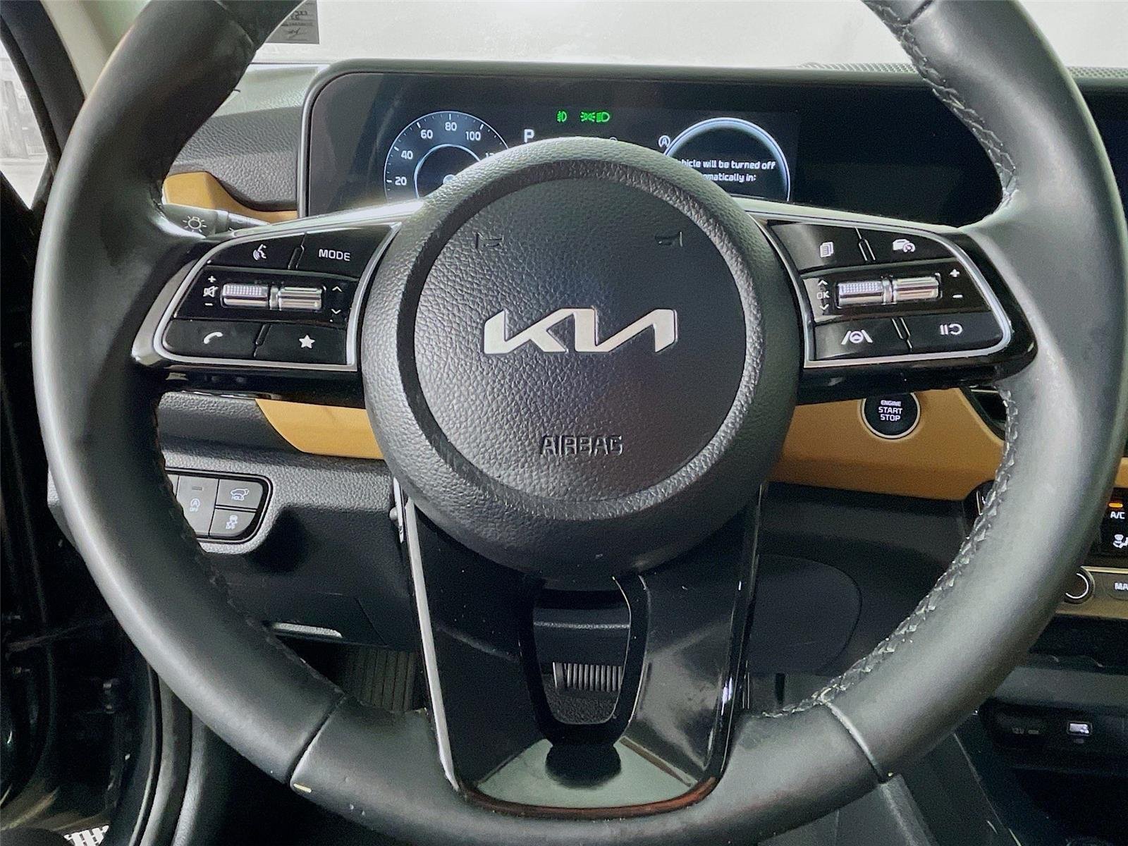 Certified 2025 Kia Seltos EX w/ EX Sunroof Package AWD/4WD image 16