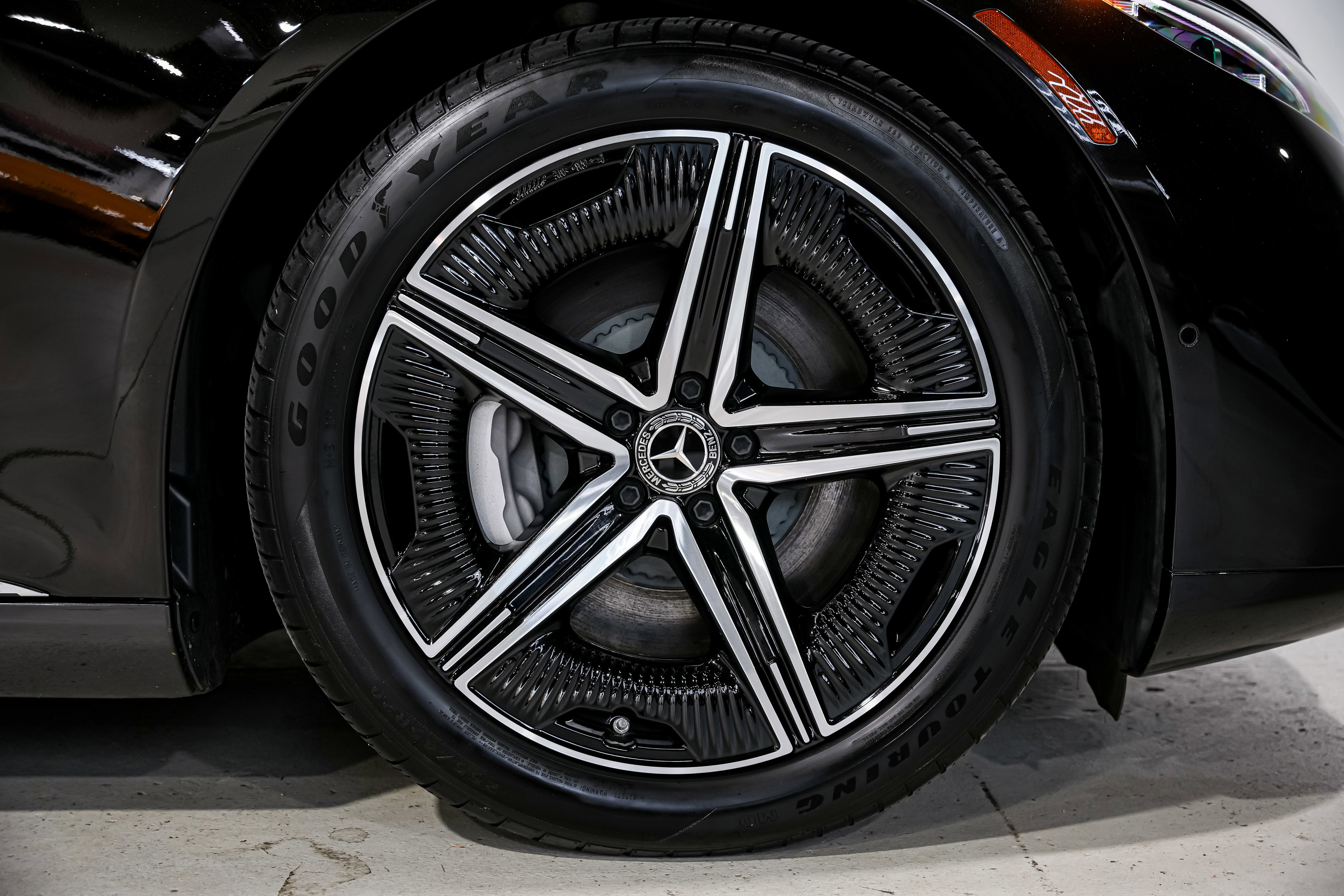 Used 2024 Mercedes-Benz EQS 450+ EQS 450 image 58