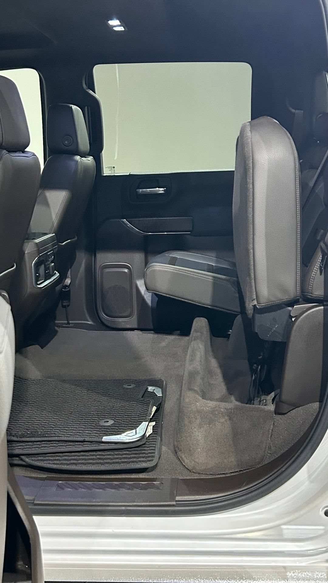 Used 2020 GMC Sierra 3500 Denali w/ Denali Ultimate Package AWD/4WD image 52