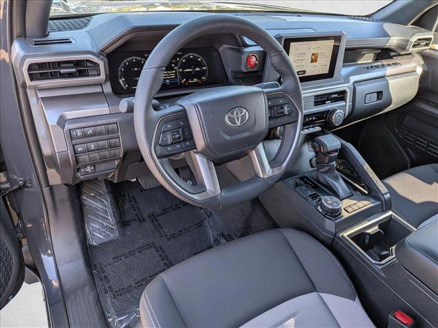 Certified 2025 Toyota Tacoma TRD Off-Road AWD/4WD image 10
