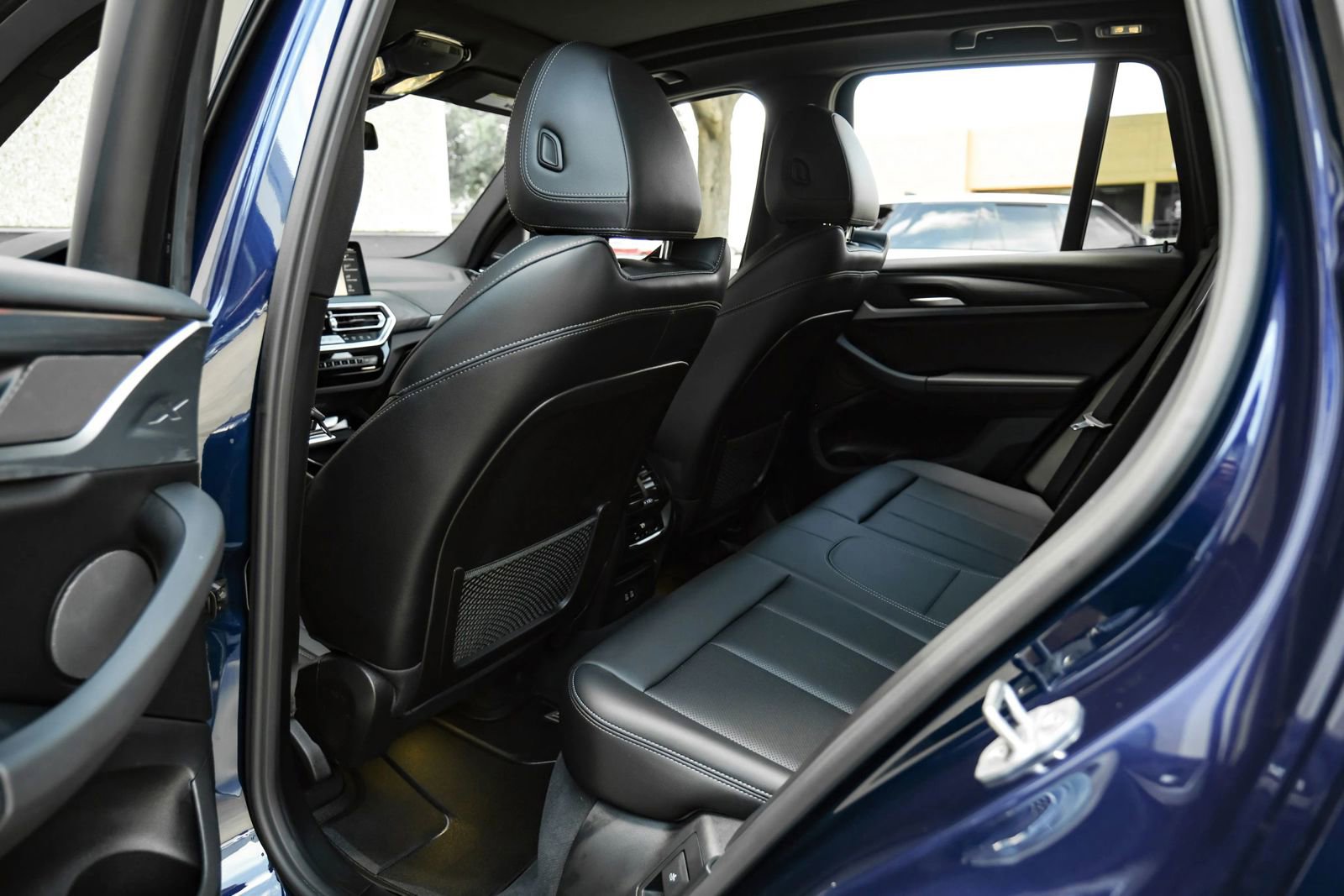 Used 2023 BMW X3 sDrive30i w/ M Sport Package RWD image 40