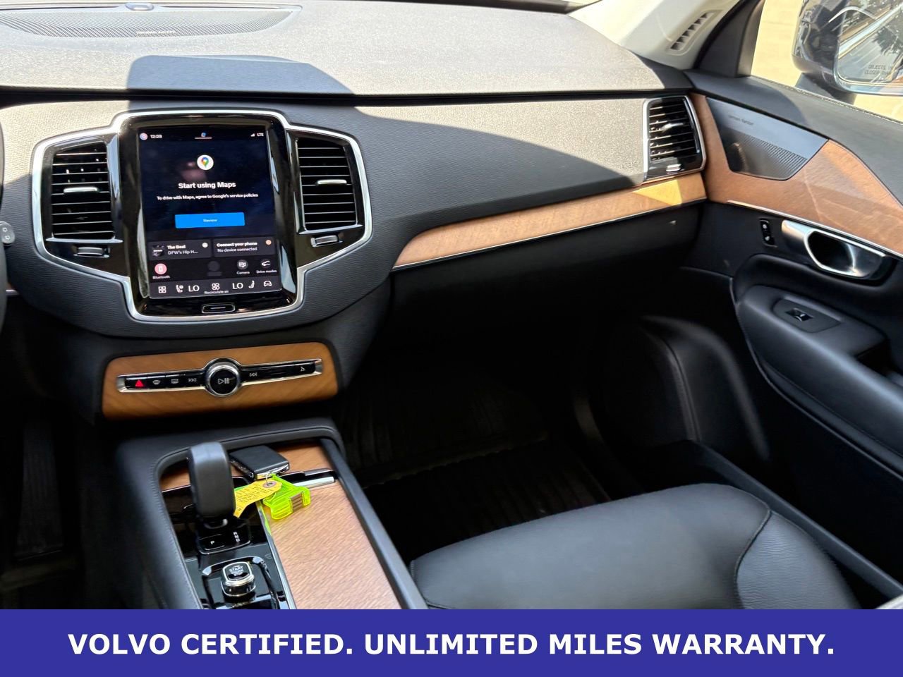 Certified 2024 Volvo XC90 T8 Plus w/ Protection Package AWD/4WD image 15
