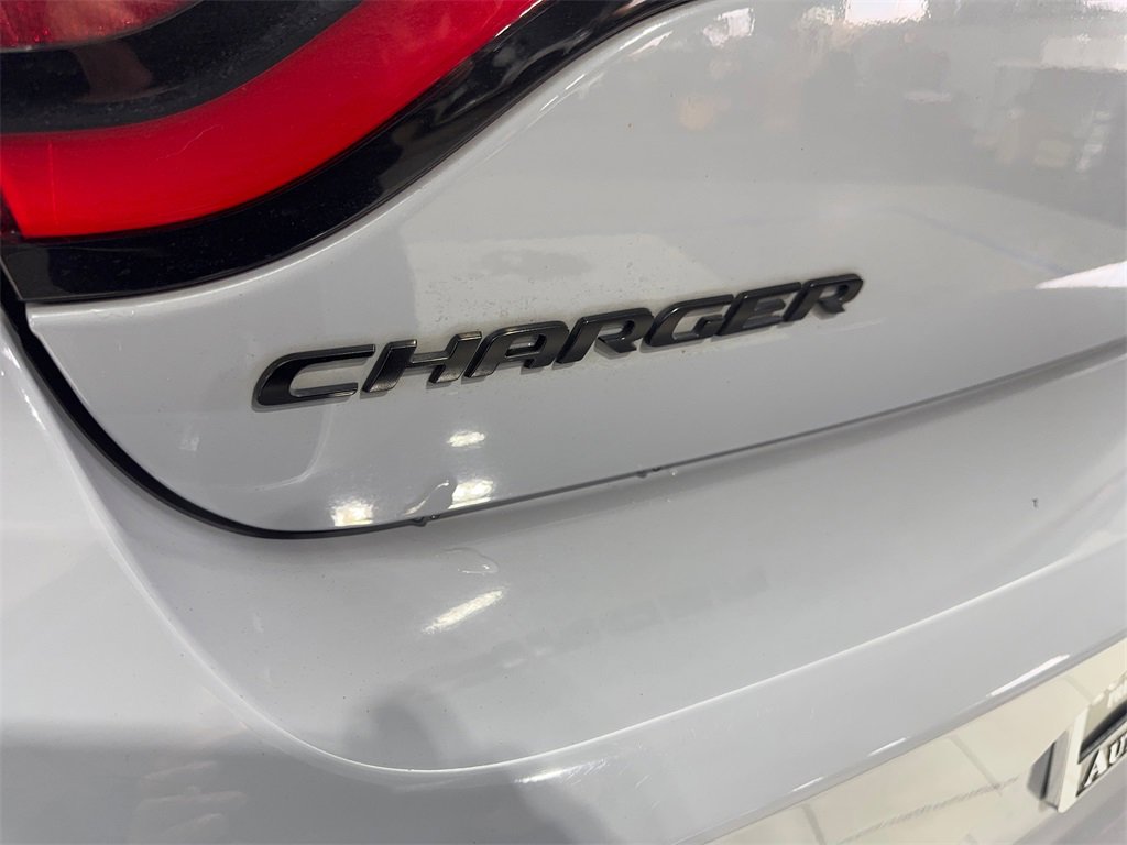 Used 2022 Dodge Charger R/T w/ Blacktop Package image 23