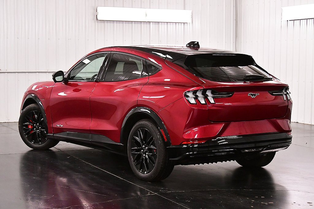 Used 2025 Ford Mustang Mach-E Premium w/ Sport Appearance Package image 6