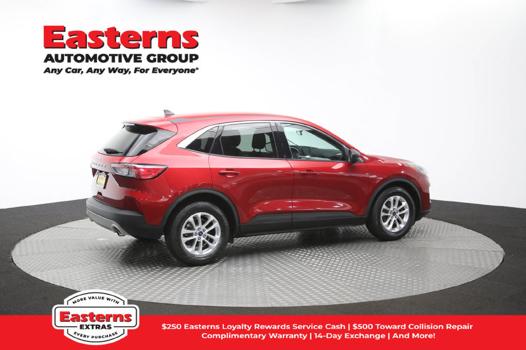 Used 2022 Ford Escape SE w/ Convenience Package FWD image 45