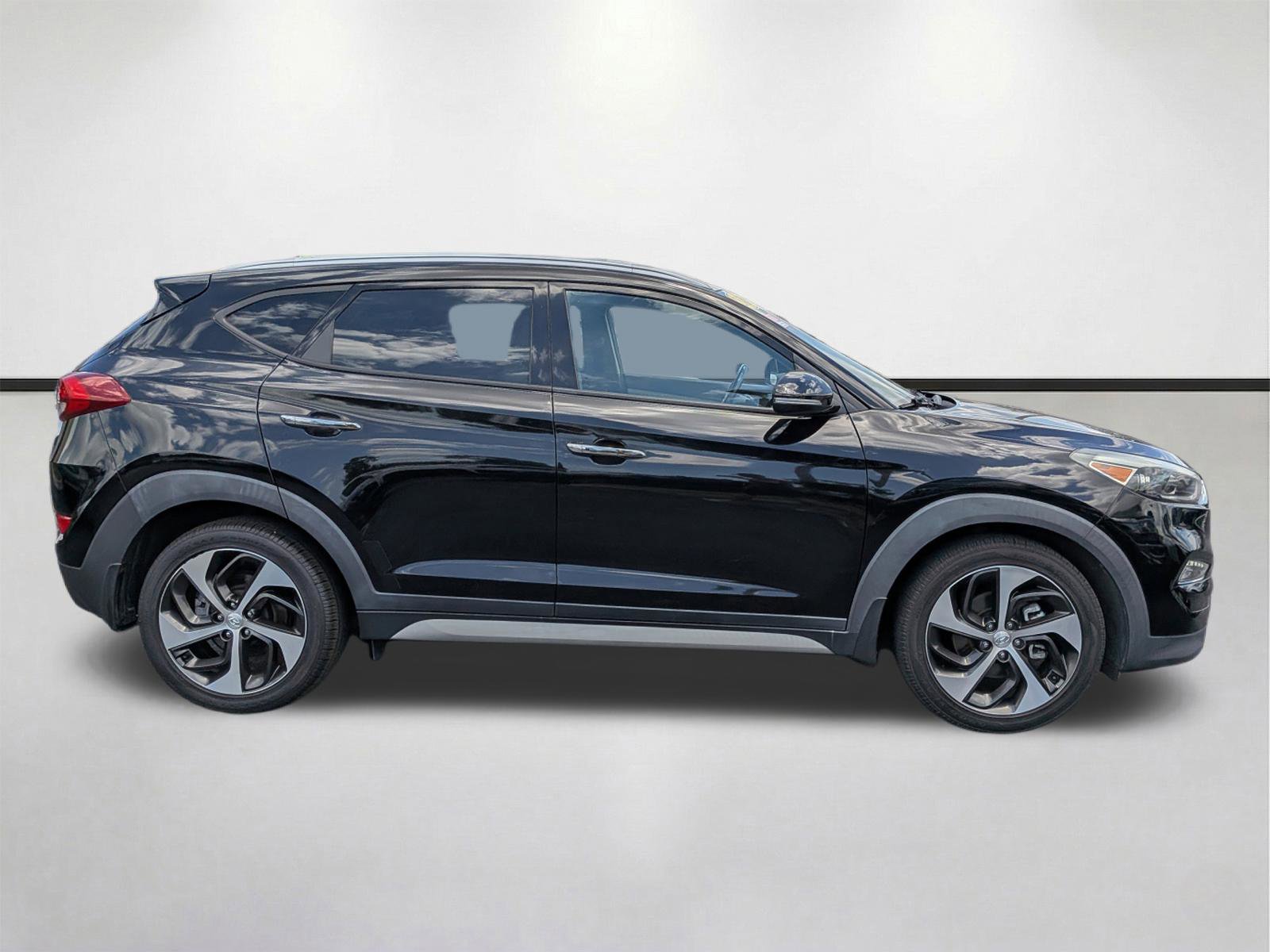 Used 2018 Hyundai Tucson Limited FWD image 3
