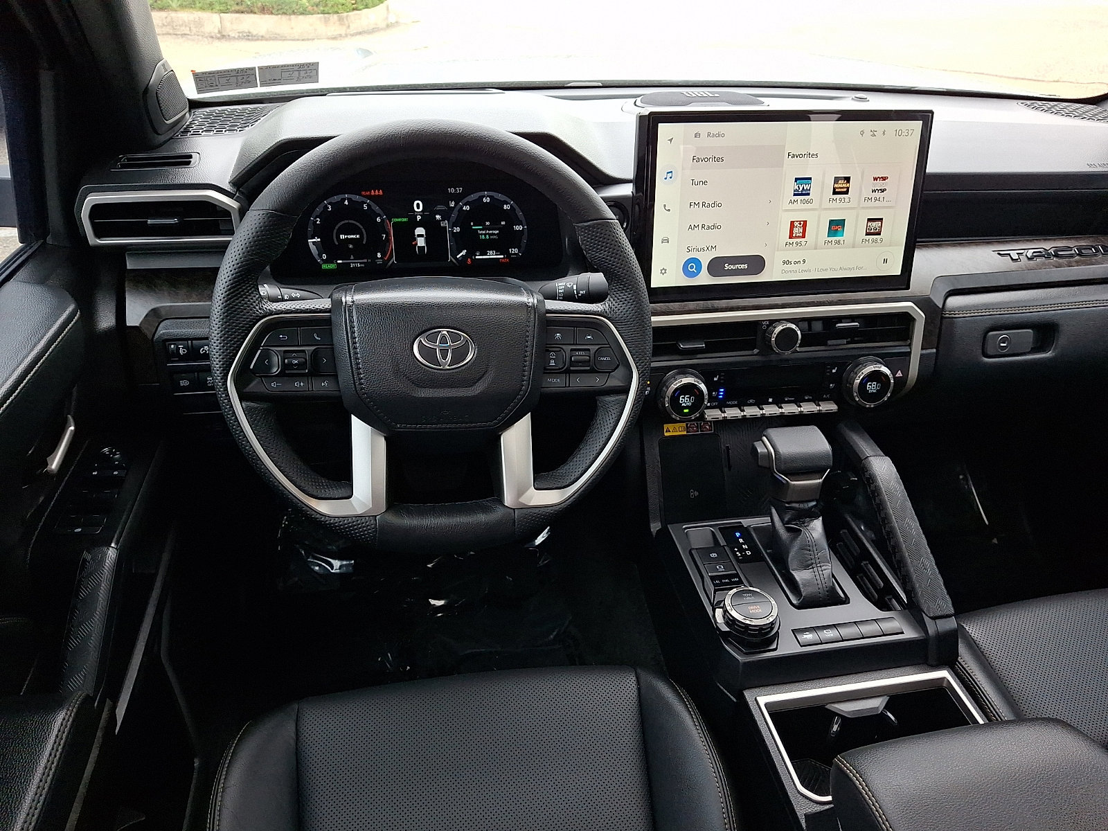 Certified 2025 Toyota Tacoma Limited AWD/4WD image 11