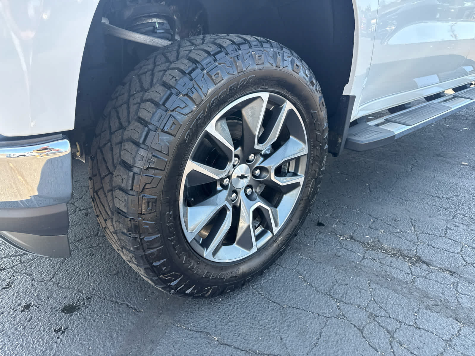 Certified 2020 Chevrolet Silverado 1500 LTZ AWD/4WD image 9