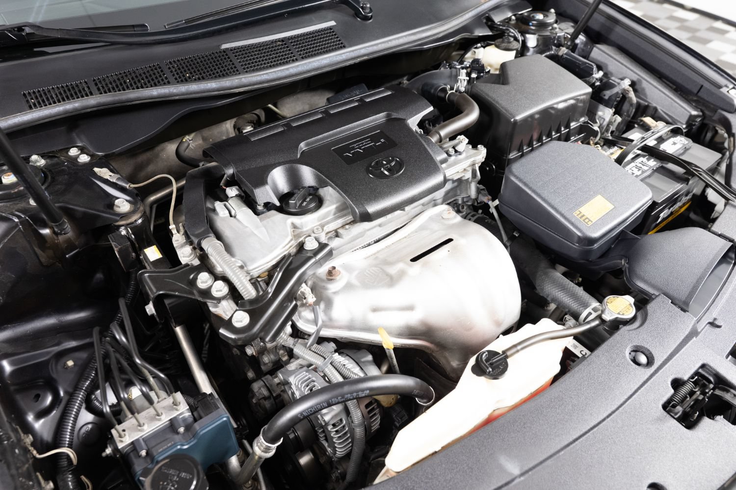 Used 2013 Toyota Camry SE w/ Convenience Pkg FWD image 38