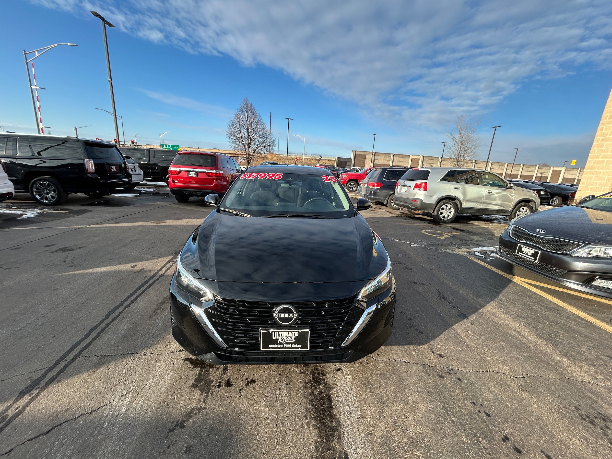 Used 2025 Nissan Sentra S FWD image 2