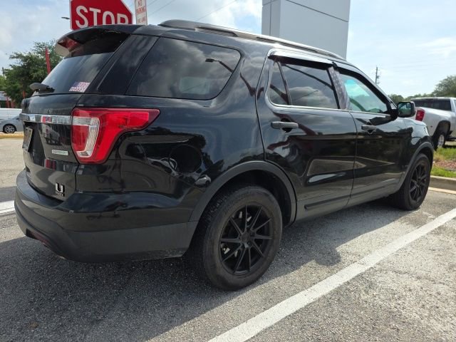 Used 2017 Ford Explorer FWD image 4