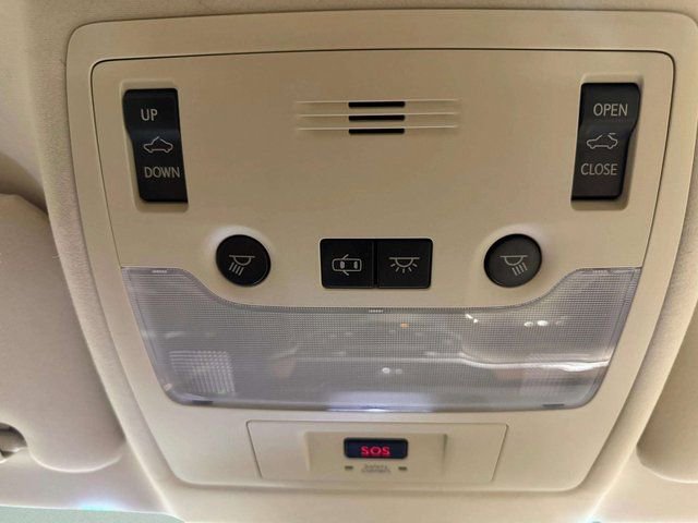 Used 2014 Lexus ES 300h image 25