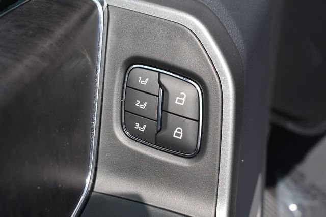 New 2026 Ford F350 Lariat AWD/4WD image 19