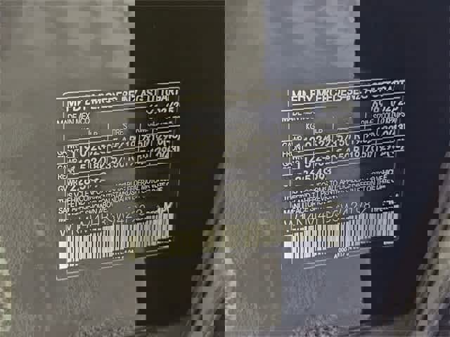 Certified 2025 Mercedes-Benz GLB 250 4MATIC image 85