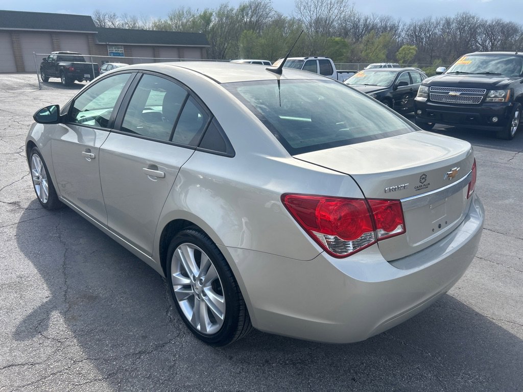 Used 2014 Chevrolet Cruze LS image 8