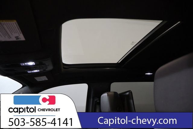 Used 2021 Chevrolet Tahoe Z71 w/ Z71 Off-Road Package AWD/4WD image 15
