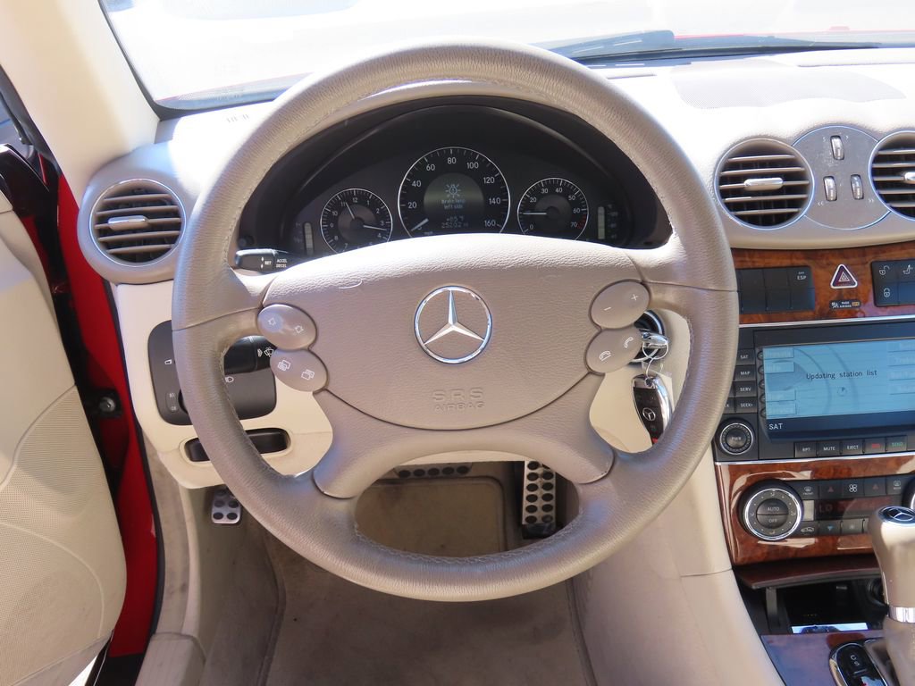 Used 2007 Mercedes-Benz CLK 350 Cabriolet image 6