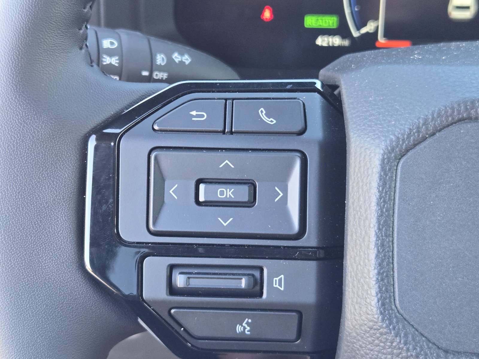 Used 2025 Toyota Land Cruiser image 24