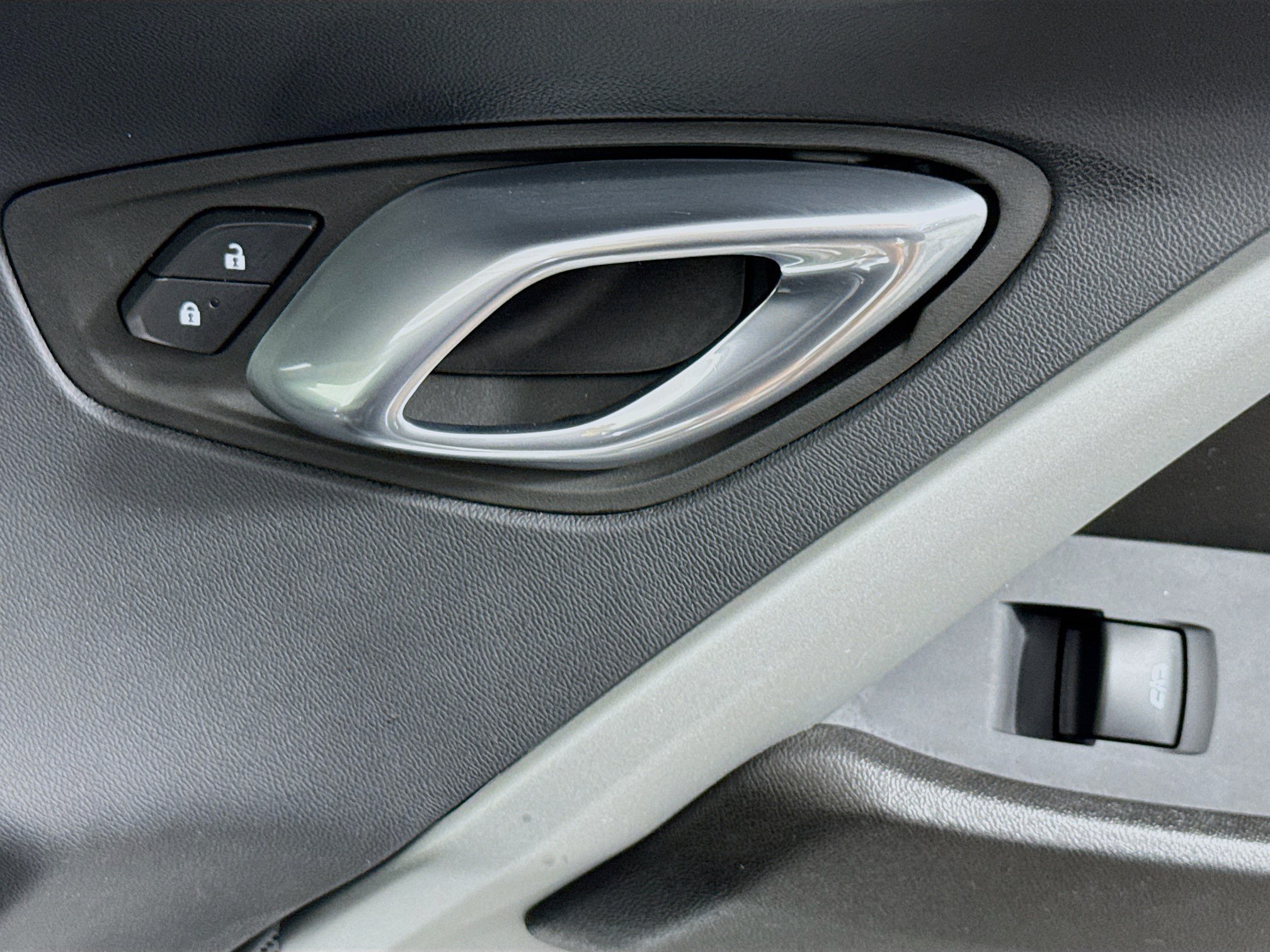 Used 2023 Chevrolet Camaro LS RWD image 24