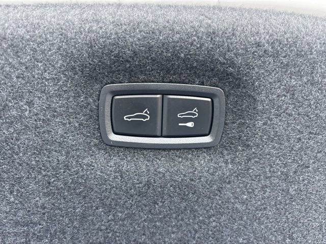 Used 2022 Audi e-tron GT Premium Plus image 9