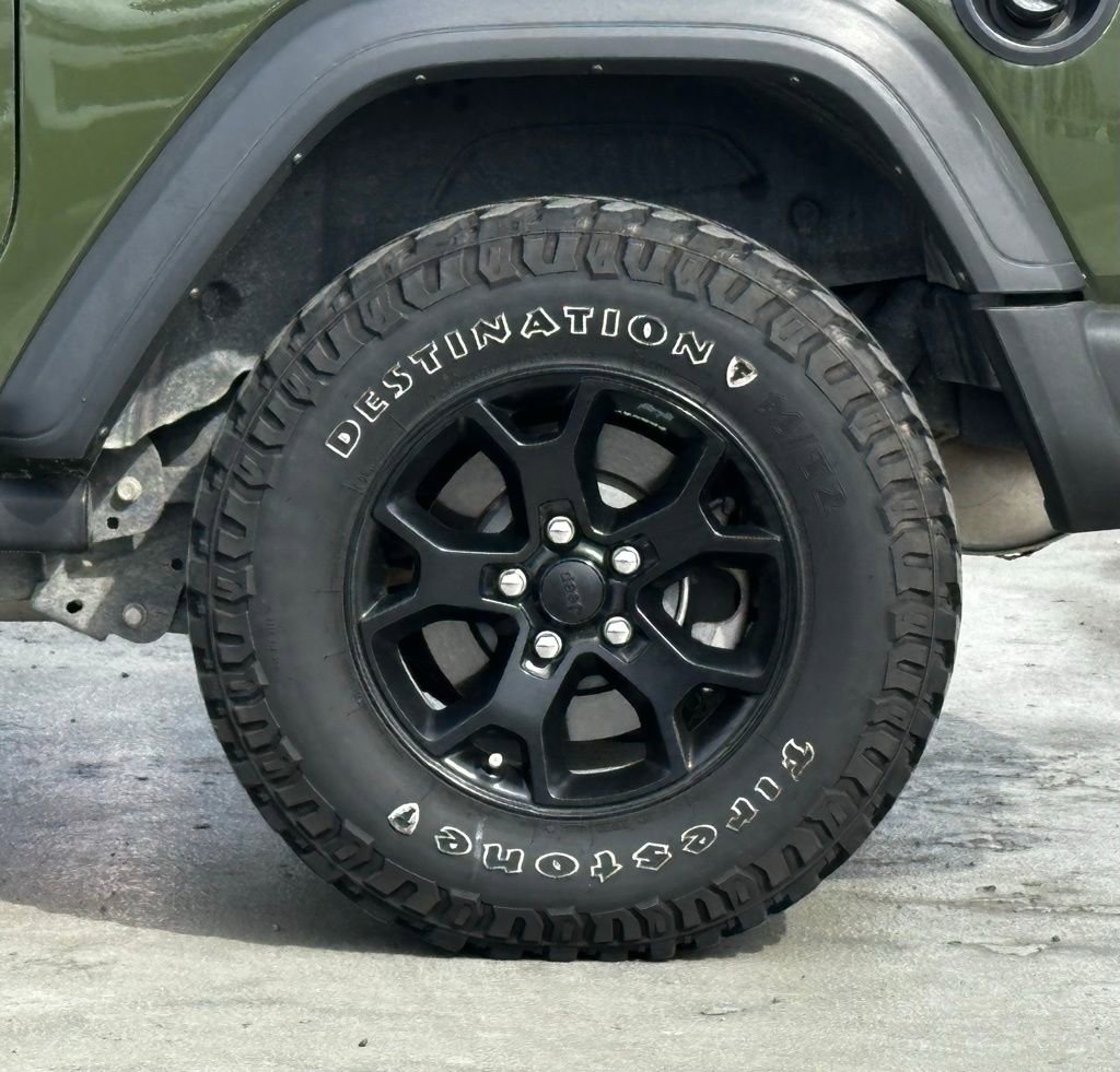 Used 2021 Jeep Wrangler Willys image 3