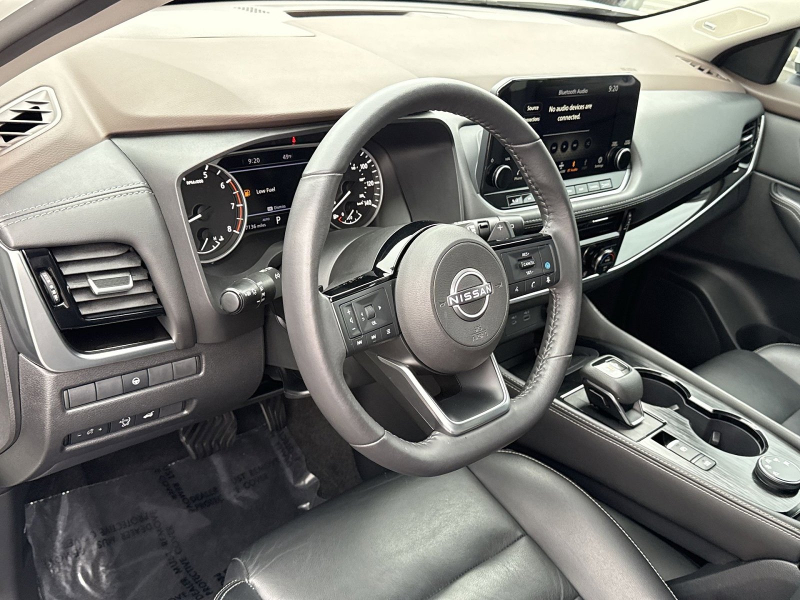 Used 2023 Nissan Rogue SL w/ SL Premium Package image 16