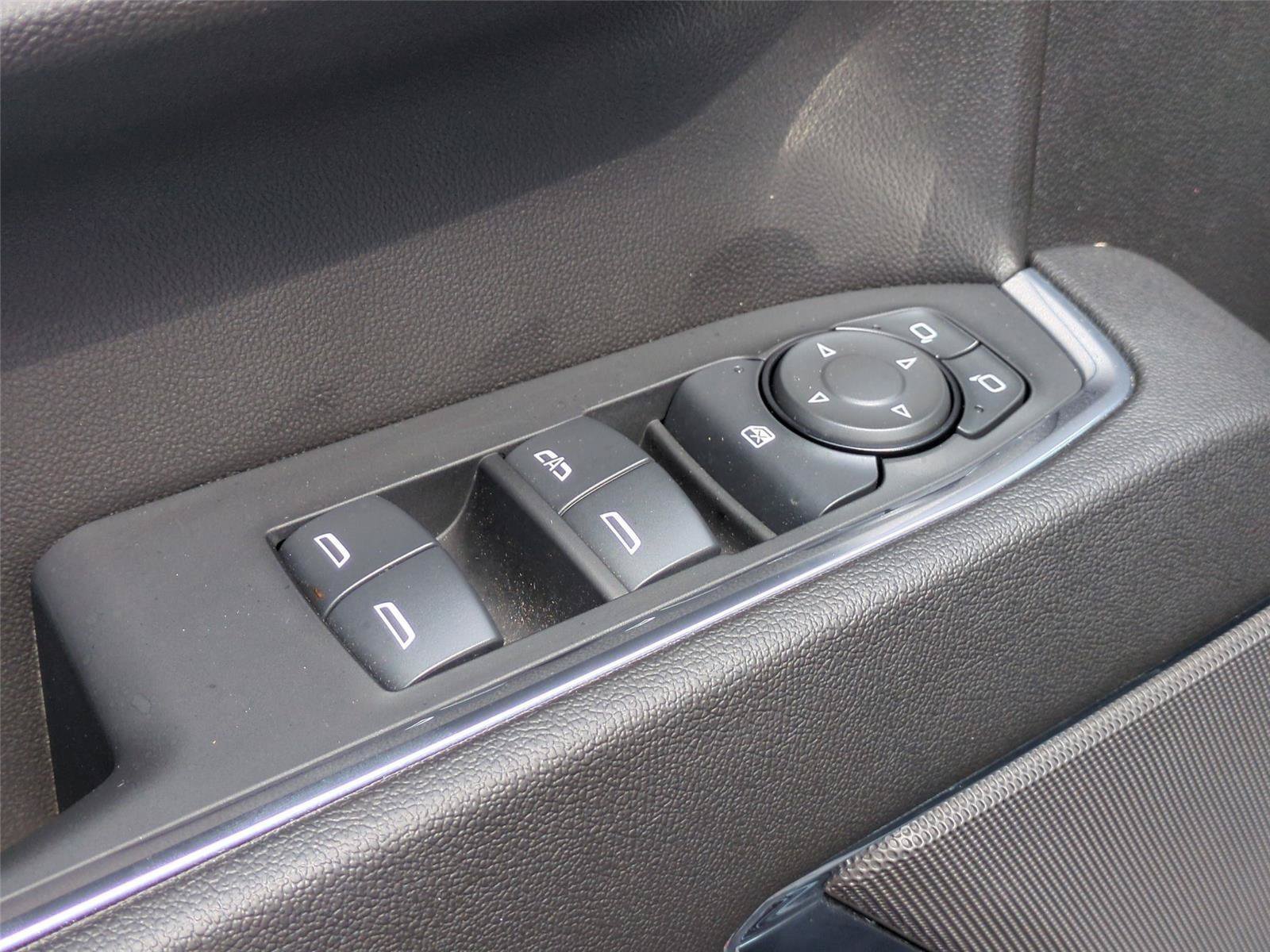 Used 2024 Chevrolet Silverado 1500 LT AWD/4WD image 13