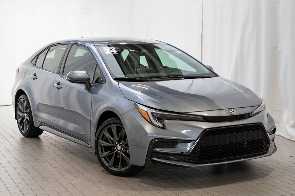Certified 2024 Toyota Corolla SE FWD image 1